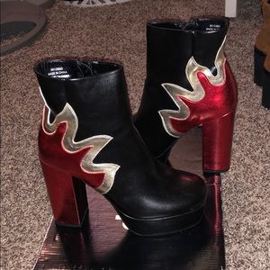 🔥LITERALLY FLAMING HOT HEELS”🔥